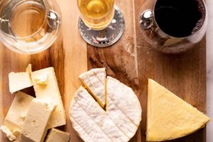 our_favourite_wine_and_cheese_pairings