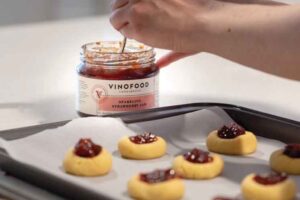 Vinofood-Sparkling-Strawberry-Jam-Drops