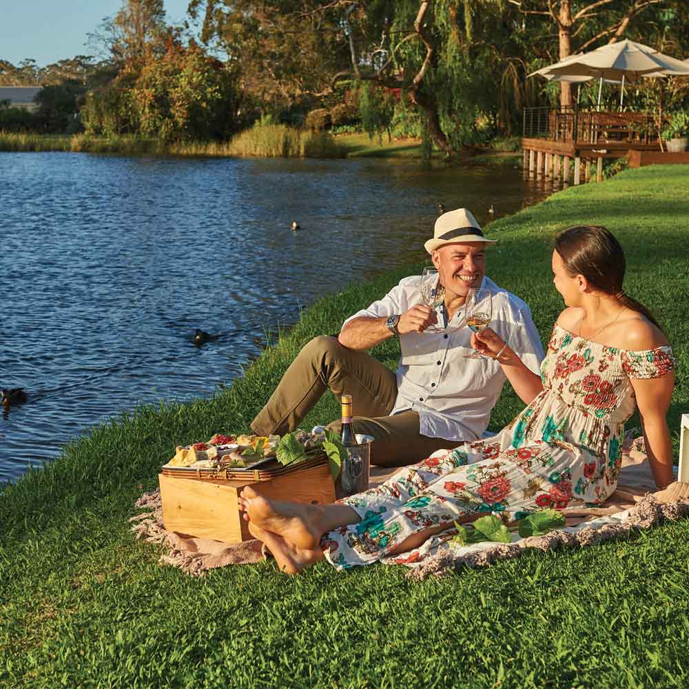 Vineyard Picnic Hamper